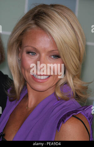 Kelly Ripa 2008 Foto von John Barrett/PHOTOlink.net Stockfoto