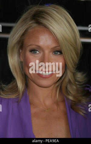Kelly Ripa 2008 Foto von John Barrett/PHOTOlink.net Stockfoto