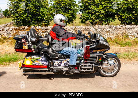 Ein Star Trek Fan hat seine Honda Goldwing mit Kunstwerken, die TV-Show und Film angepasst und mit dem Fahrrad unternehmen. Stockfoto