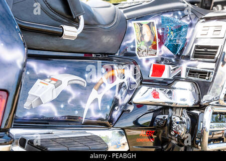 Ein Star Trek Fan hat seine Honda Goldwing mit Kunstwerken, die TV-Show und Film angepasst und mit dem Fahrrad unternehmen. Stockfoto