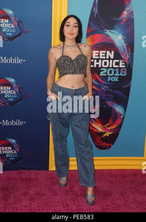 Inglewood, CA, USA. 12 Aug, 2018. 12. August 2018 - Inglewood, Kalifornien - Noah Cyrus. FOX'S Teen Choice Awards 2018 im Forum in Inglewood statt. Photo Credit: Faye Sadou/AdMedia Credit: Faye Sadou/AdMedia/ZUMA Draht/Alamy leben Nachrichten Stockfoto