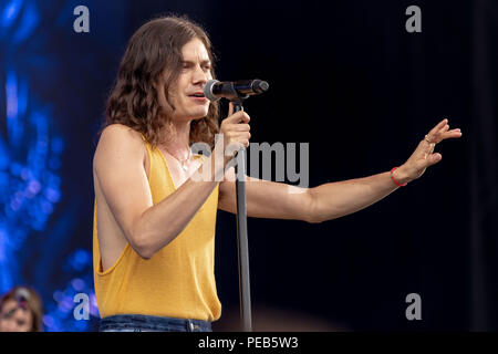 San Francisco, Kalifornien, USA. 12 Aug, 2018. BORNS (GARRETT BORNS) während Außerhalb landet Musik Festival im Golden Gate Park in San Francisco, Kalifornien Quelle: Daniel DeSlover/ZUMA Draht/Alamy leben Nachrichten Stockfoto