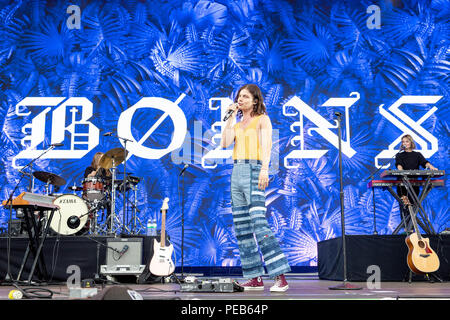 San Francisco, Kalifornien, USA. 12 Aug, 2018. BORNS (GARRETT BORNS) während Außerhalb landet Musik Festival im Golden Gate Park in San Francisco, Kalifornien Quelle: Daniel DeSlover/ZUMA Draht/Alamy leben Nachrichten Stockfoto