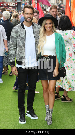 London, Großbritannien. August 13, 2018. Paul Knäufe, Laura Anderson, das Festival - Weltpremiere, Leicester Square, London, UK, 13. August 2018, Foto von Richard Goldschmidt Credit: Rich Gold/Alamy leben Nachrichten Stockfoto