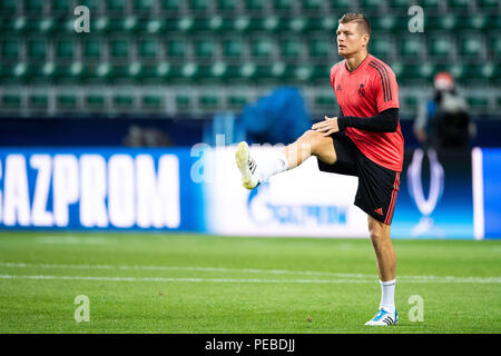 Tallinn, Estland. 14 Aug, 2018. Fußball, UEFA Super Cup, Ausbildung Atletico Madrid bei lillekula Stadion. Toni Kroos wird aufgewärmt. Credit: Marius Becker/dpa/Alamy leben Nachrichten Stockfoto