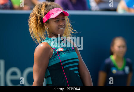 August 14, 2018 - Naomi Osaka in Japan in Aktion bei Ihrem auftaktspiel am Westlichen und Südlichen öffnen 2018 WTA Premier 5 Tennis Turnier. Cincinnati, Ohio, USA. 14. August 2018. Quelle: AFP 7/ZUMA Draht/Alamy leben Nachrichten Stockfoto