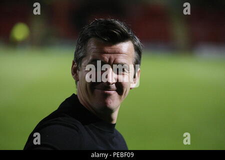 Crewe, Cheshire, UK. 14. August 2018. Fleetwood Stadt manager Joey Barton an der Schale Befestigung gegen Crewe Alexandra. Foto: Simon Newbury/Alamy leben Nachrichten Stockfoto