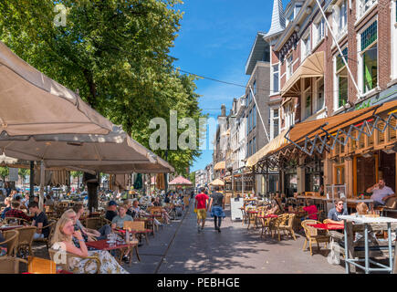 Cafés und Bars auf dem Plein im Zentrum der Stadt, in Den Haag (Den Haag), Zeeland (Holland), Niederlande Stockfoto