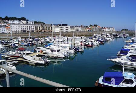 St Peter Port Guernsey Hafen Stockfoto