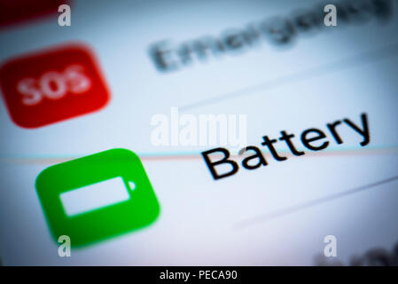 Batterie angezeigten Einstellungen auf einem iPhone, iOS, Smartphone, Display, - Nahaufnahme, Detail, Deutschland Stockfoto