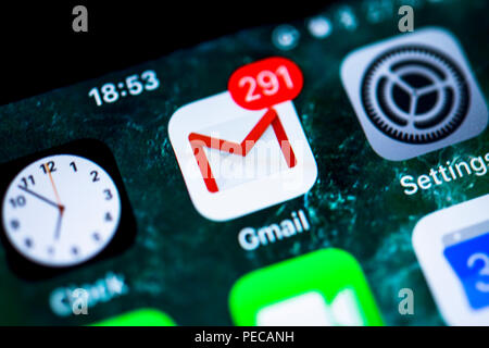 Google Gmail, e-service, Symbol der App auf dem iPhone, iOS, Bildschirm, Display, Nahaufnahme, Detail, Deutschland Stockfoto