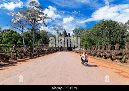 Das Südtor Angkor Thom, Siem Reap, Kambodscha Stockfoto