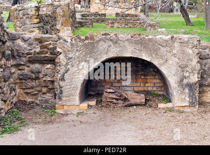 Kamin verwendet kochen Mitte bleibt. Mission Espada San Antonio Missions National Park Stockfoto