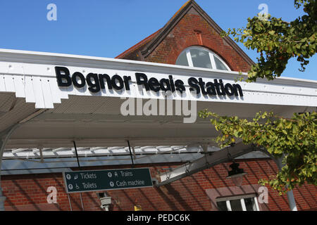 Allgemeine Ansicht von Bognor Regis Bahnhof in West Sussex, UK. Stockfoto