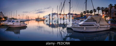 Wachturm am Almerimar Hafen an der Costa del Almeria in Spanien Stockfoto