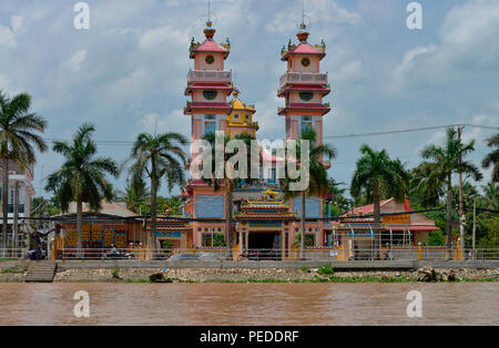 Tempel, Cao Dai, Sa Dez, Mekongdelta, Vietnam Stockfoto