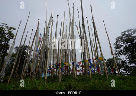 Foto in Bhutan aufgenommen und zeigt die einzigartige Kultur und reiligion. Stockfoto