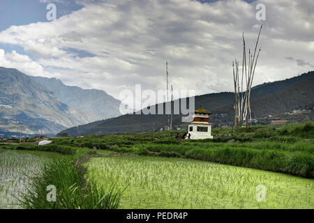 Foto in Bhutan aufgenommen und zeigt die einzigartige Kultur und reiligion. Stockfoto