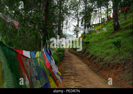 Foto in Bhutan aufgenommen und zeigt die einzigartige Kultur und reiligion. Stockfoto