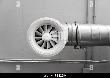 Entlüften von einem Industriebetrieb Stockfoto, Bild: 60376173 - Alamy