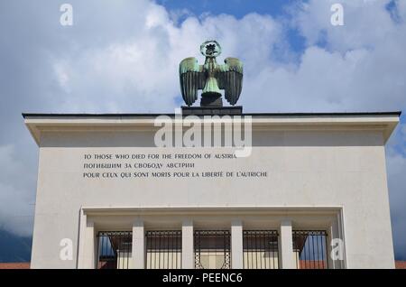 Innsbruck, Hauptstadt Tirols, Österreich (Österreich): das Freiheitsdenkmal vor dem Landhaus Stockfoto