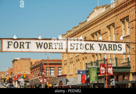 Großes Schild über der Hauptstraße in Fort Worth Stockyards Stockfoto