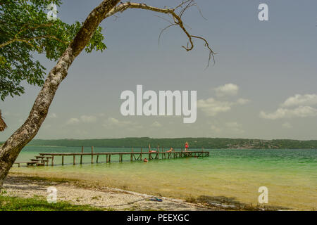 Peten Itza See ist der zweitgrößte See in Guatemala Stockfoto