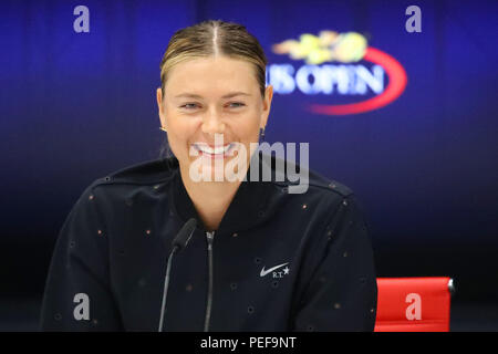 Fünfmal Grand Slam Meister Maria Sharapova von Russland während der Pressekonferenz nach dem US Open 2017 dritte Runde Stockfoto