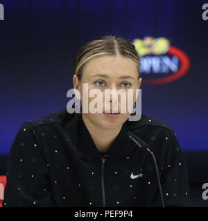 Fünfmal Grand Slam Meister Maria Sharapova von Russland während der Pressekonferenz nach dem US Open 2017 dritte Runde Stockfoto