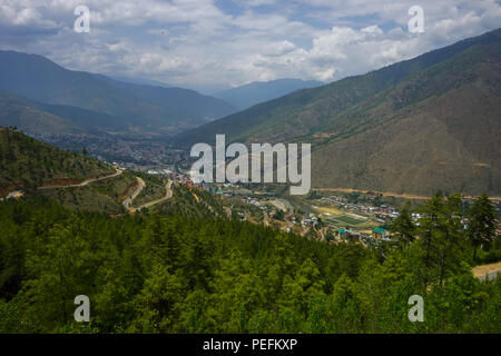 Foto in Bhutan aufgenommen und zeigt die einzigartige Kultur und reiligion. Stockfoto