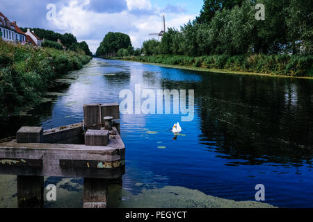 Querformat der Damse-Vaart Chanel in der Nähe der Stadt Brügge im Norden Belgiens Stockfoto