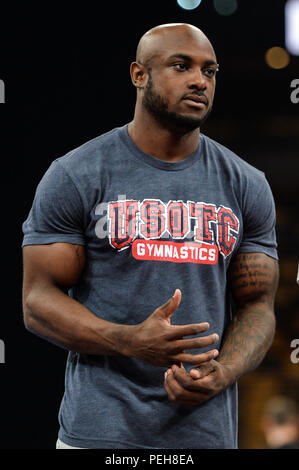 Boston, Massachussetts, USA. 15 Aug, 2018. DONNELL WHITTENBURG hört auf seinen Trainer während der podium Training Tag der Konkurrenz an TD Garden in Boston, Massachusetts. Credit: Amy Sanderson/ZUMA Draht/Alamy leben Nachrichten Stockfoto