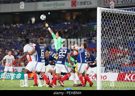 Kanagawa, Japan. 15 Aug, 2018. Allgemeine Ansicht Fußball: 2018 J1 Liga Match zwischen Yokohama FMarinos 1-2 Nagoya Grampus bei Nissan Stadion in Kanagawa, Japan. Credit: yohei Osada/LBA SPORT/Alamy leben Nachrichten Stockfoto