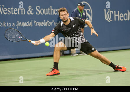 Cincinnati, Ohio, USA. 15 Aug, 2018. Stan Wawrinka in Aktion gegen Kei Nishikori in der Westlichen und Südlichen Tennis Turnier in Cincinnati gehalten. Credit: Wally Nell/ZUMA Draht/Alamy leben Nachrichten Stockfoto