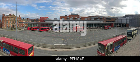 Warrington Interchange/Warrington Bus Station, 7 Winwick St, Cheshire, North West England, UK, WA 1. Stockfoto
