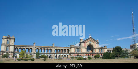 Panoramablick Alexandra Palace im Norden von London England Stockfoto