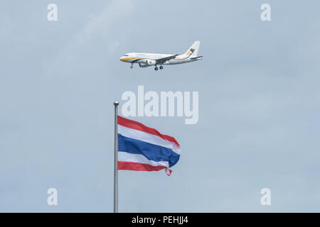 Bangkok, Thailand, 12. August 2018: Myanmar Airways Reg. Nr. XY-AGR EINE 319-112 Flug MMA 335 from RGN Landung zu BKK Stockfoto