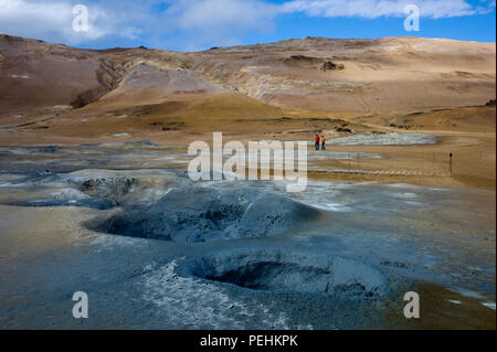 Hverarond oder Namaskard, einem vulkanischen Gebiet angrenzenden in der Nähe des Sees Myvatn, Island an Route 1 Stockfoto