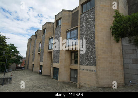 Äußere der Gerichte in der Stadt Winchester in Hampshire, Großbritannien Stockfoto