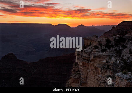 AZ 00274-00 ... ARIZONA - Sonnenaufgang gesehen von Mather Point im Grand Canyon National Park. Stockfoto