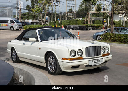 Bentley Azure Luxuslimousine UK Auto mit Thailand Nummernschild Stockfoto