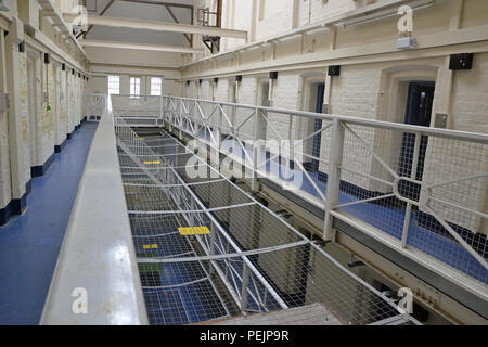 Shrewsbury Gefängnis, genannt die Dana, die in 2013 abgeschlossen und ist jetzt offen für jailhouse Touren. Geführte Tour. Verlassenen, Verfallenen. Stockfoto