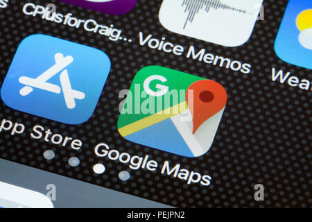 Google Maps App auf dem iPhone Bildschirm - USA Stockfoto