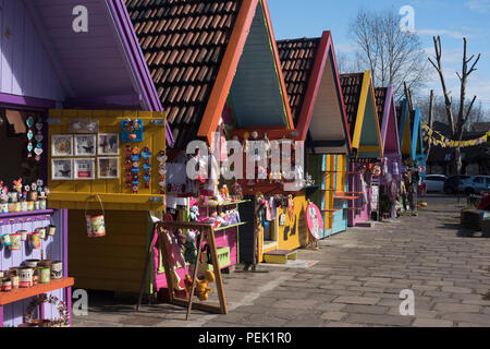 Blick auf das Kunsthandwerk Hütten in Canela Stockfoto