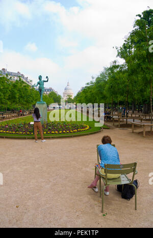 Jardin du Luxembourg, Luxembourg Gärten, mit Blick Richtung Pantheon, 6. Bezirk, Paris, Frankreich Stockfoto
