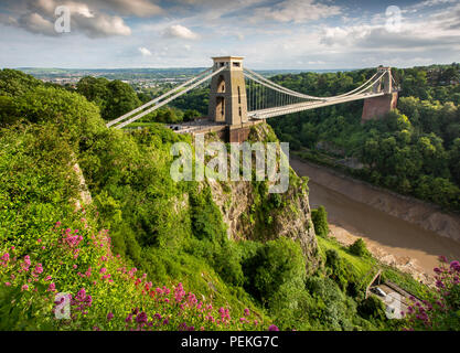 XUK, England, Bristol, Brunels Clifton Suspension Bridge über Avon Gorge Stockfoto