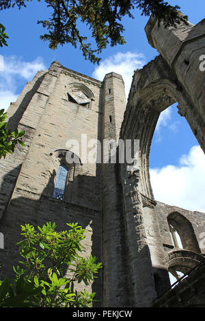 Außenansicht der Turm und ein Teil des Dunkeld Kathedrale in Perth und Kinross, Schottland ruiniert. Stockfoto