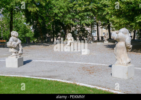 Statuen im Schloss Mirabell Garten in Salzburg Österreich Stockfoto