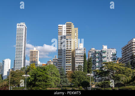 Die Wohngebäude in der Innenstadt von Buenos Aires, Rosario, Santa Fe, Argentinien Stockfoto