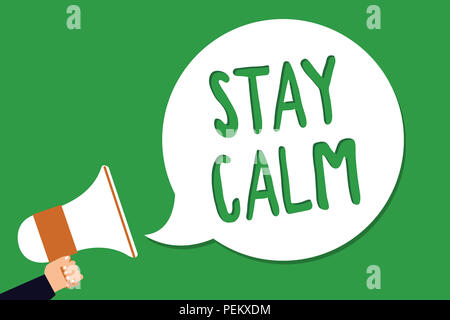 Konzeptionelle Hand schreiben, bleiben Sie ruhig. Business foto Präsentation halten, in einem Zustand der Bewegung problemlos - auch unter dem Druck der Mensch Megaphon Holding Stockfoto